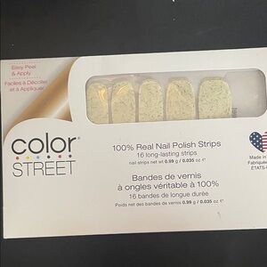 Color Street Nail Polish Strips - Speckled Cream